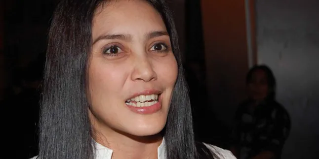 Rieke: Franky Jerumuskan Saya ke Politik