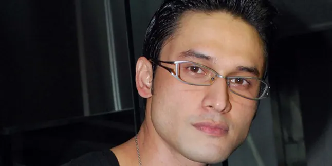 Indra L Bruggman Ingin Lewatkan Ramadhan Sama Keluarga