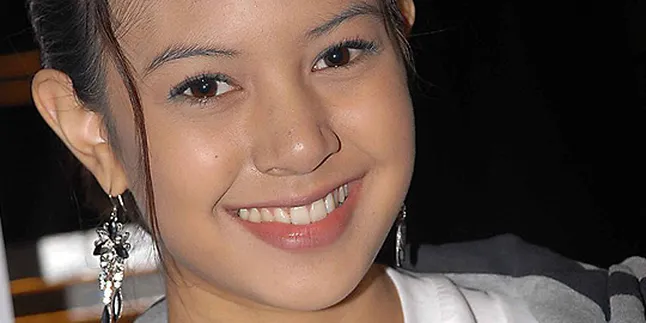 Keluarga Aurelie Pernah Tinggal di Rumah Robby?