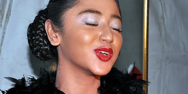 Dewi Perssik Bakal Dijodohkan?