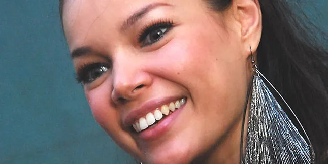 Calvin Jeremy, 'Pecut'-nya Dewi Sandra