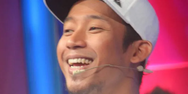 Deny Cagur Saring Candaan di Bulan Puasa