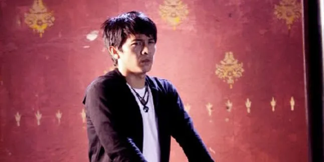 Foto Ariel Syuting Video Klip Terbaru Peterpan Dirilis