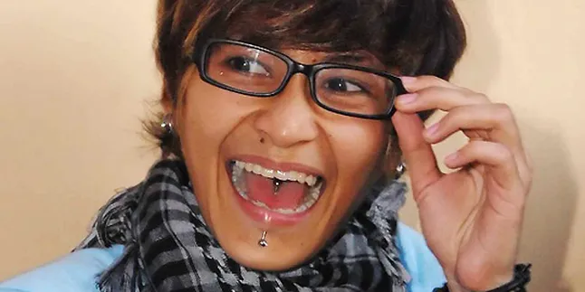 Mitha The Virgin Rela Menjomblo Demi Karir