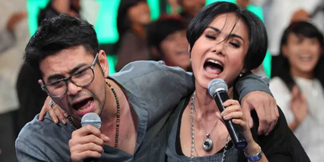 Yuni dan Anak Ikut Lebaran Raffi ke Bandung