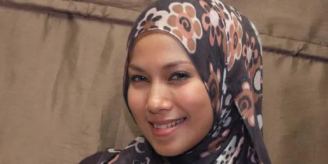 Puput Melati Merasa Hidup Nyaman Setelah Berjilbab