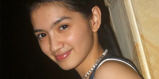 Angel Karamoy Jaga Anak Sambil 'Ngegym'