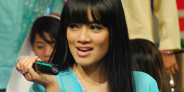 Titi Kamal, Lebaran Wajib Libur