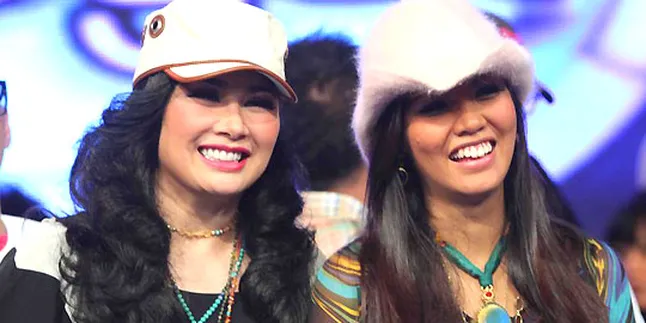 Titi DJ: Shanty Mirip Saya Titi DJ: Shanty Mirip Saya