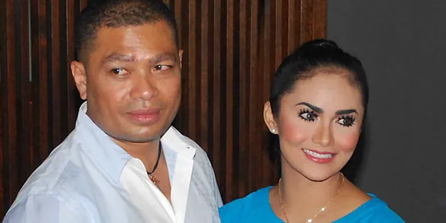 Pernikahan Krisdayanti - Raul Masih Terhalang!