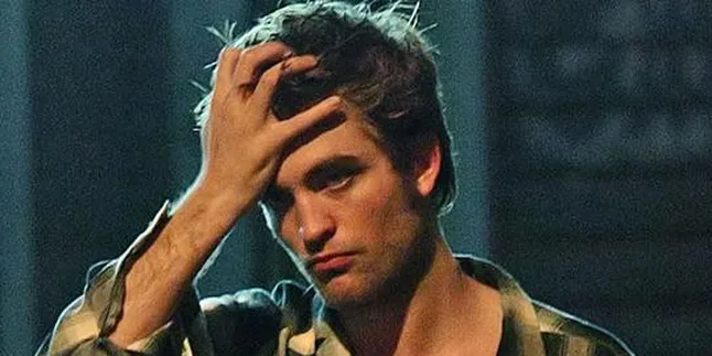 Robert Pattinson Hampir Terlindas Gajah