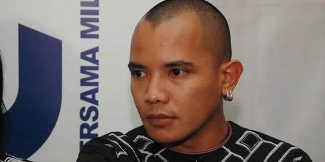 Cella Kotak: Rela 'Ditampol' Agar Masuk Infotainment