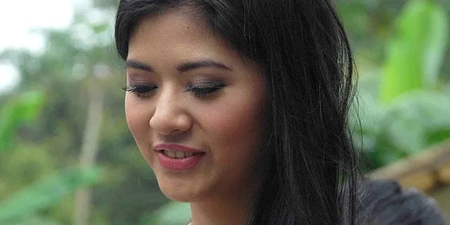 Qory Sandioriva: Mungkin Mama Rindu Qory Sandioriva: Mungkin Mama Rindu