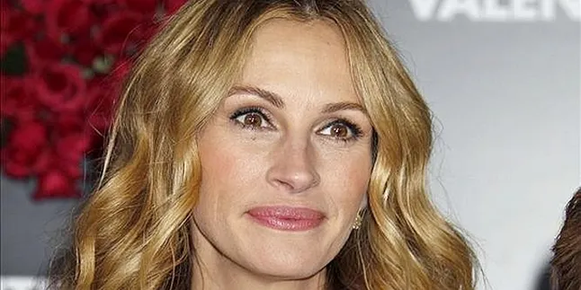 Julia Roberts: Ada Yang Lebih Penting Dari Karier