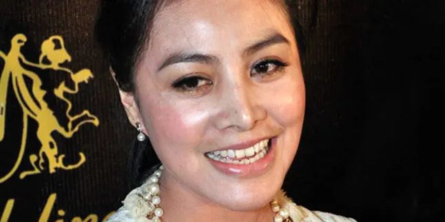 Cici Paramida Tak Sembarangan Cabut Bulu