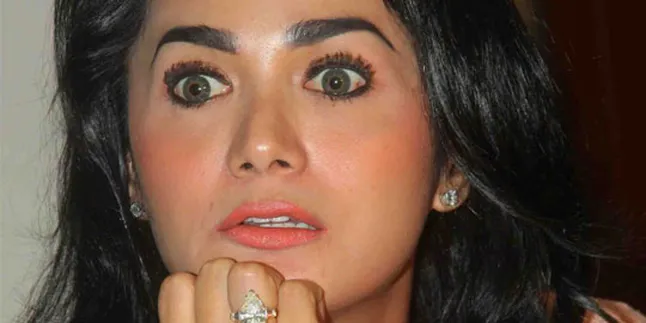 Krisdayanti Tak Ingin Aurel Jadi Penyanyi 'Nanggung'