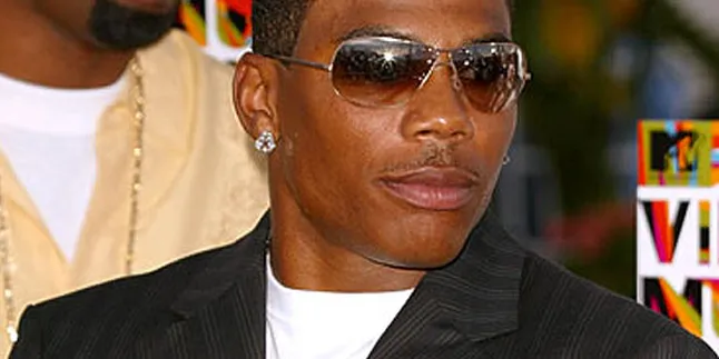 Nelly Bantah Balikan Dengan Ashanti