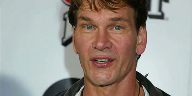 Patrick Swayze Sudah Tiada, Jandanya Tetap Kirimi SMS Patrick Swayze Sudah Tiada, Jandanya Tetap Kirimi SMS
