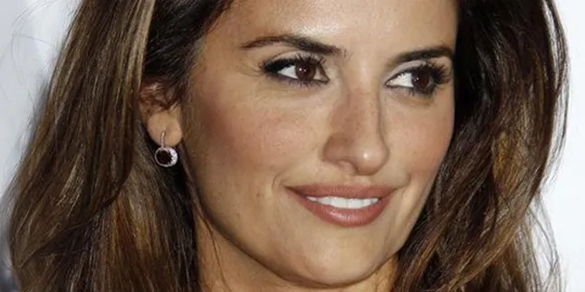 Penelope Cruz Hamil?