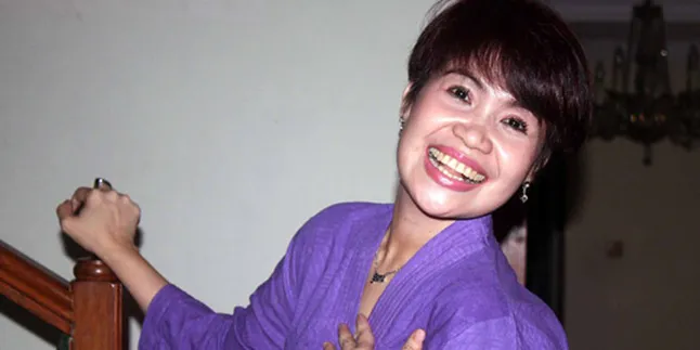 Eksis Kembali, Ismi Azis Deg-degan