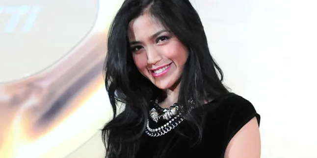 Jessica Iskandar Belajar Agama Sebelum Pindah
