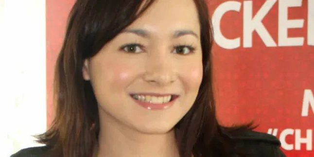 Dewi Rezer ke AS Hadiri Dampingi Pernikahan Rianti?