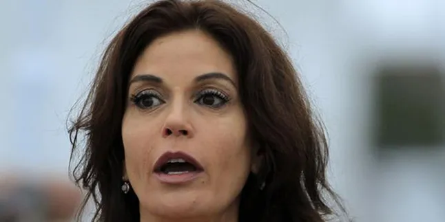 Teri Hatcher Perankan Ibu Lois Lane