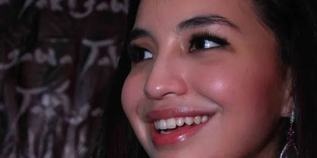 Kuliah Bisnis, Manohara Tak Tinggalkan Entertainment