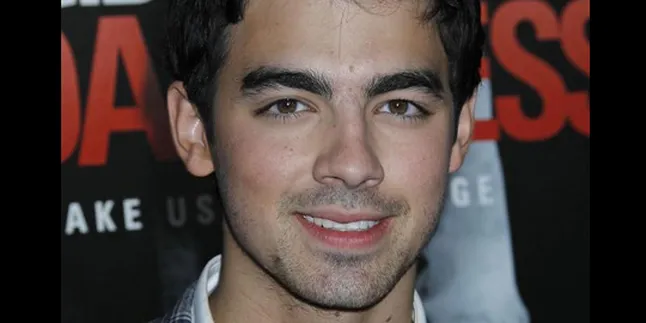 Joe Jonas Mulai Solo Karir