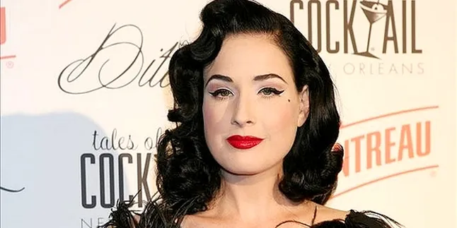 Dita Von Teese Jadi Bintang Tamu 'CSI'