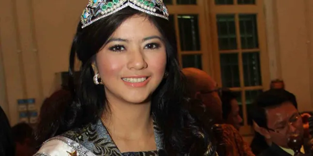 Qory Sandioriva Banggakan Batik di Luar Negeri