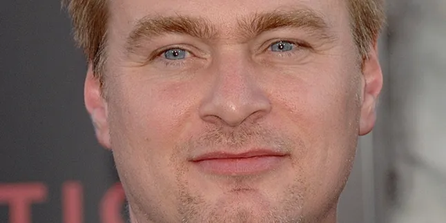 Christopher Nolan Jadi Garap 'BATMAN 3'