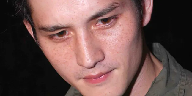 Mike Lewis Jadi Sering Nangis