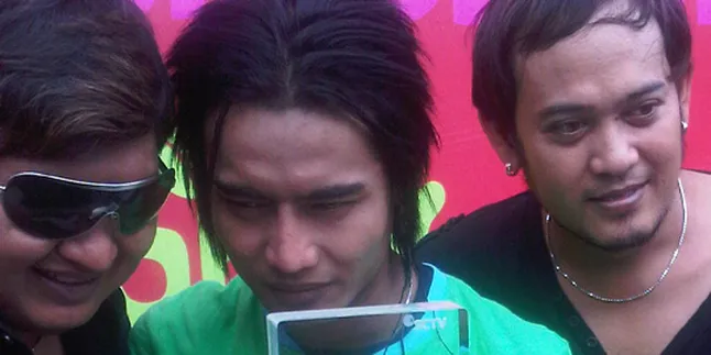 Menangkan Penghargaan 'INBOX', ST12 Belum Puas