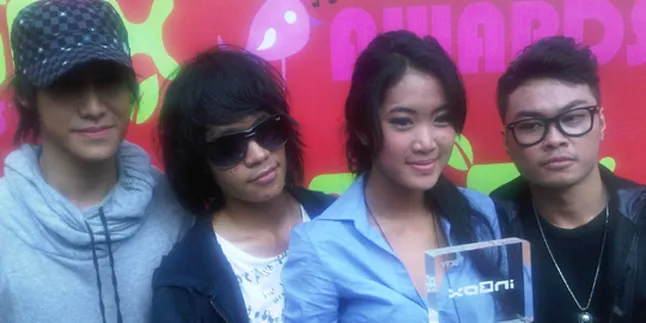 Video Klip Terakhir Vierra Jadi Pemenang 'INBOX' Award