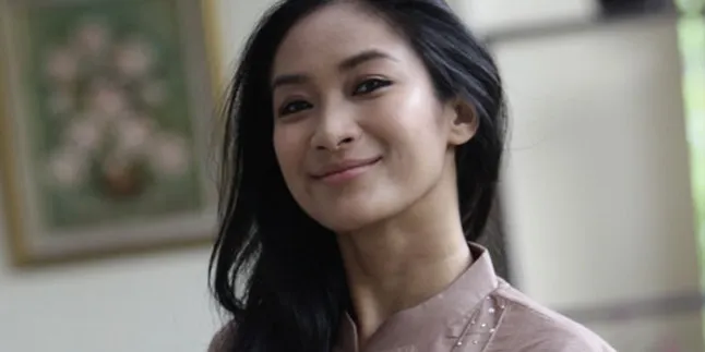 Pernikahan Happy Salma Pikat Wisatawan