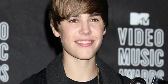 Justin Bieber Jadi Penyanyi Kawinan
