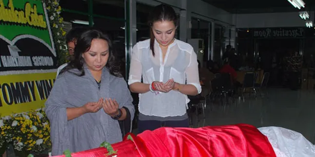 Manohara Tak Tahu Soal Kemungkinan Eddy Diracun