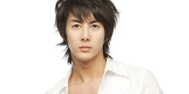 Kim Hyun Joong SS501 Terlibat Drama Musikal CAFE IN
