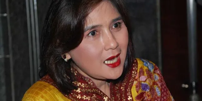 Yati Octavia Memberi Dukungan Kepada Perfilman Tanah Air