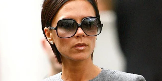Victoria Beckham Tanggapi Perselingkuhan Suaminya