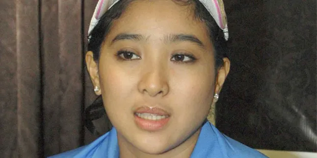 Olivia Zalianty, Cidera di Lutut Bikin Tak Pede Olivia Zalianty, Cidera di Lutut Bikin Tak Pede