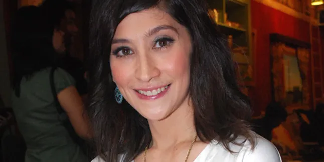 Shelomita, Karir Itu Adalah 'Bonus'