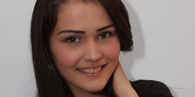 Senk Lotta Didekati 4 Mahasiswa