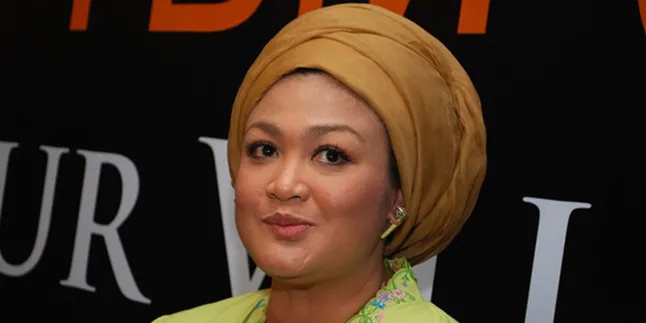 Tumbuhkan Minat Baca, Hughes Buka Taman Baca di Mall