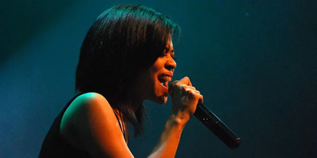 Kikan Usung Tribute To Alanis Morrisette dan The Cranberries