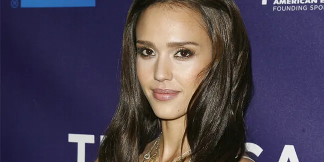 Jessica Alba Melamar Peran di 'AVATAR 2'