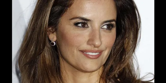 Hamil, Penelope Cruz Digantikan Adik di 'PIRATES CARIBBEAN'?