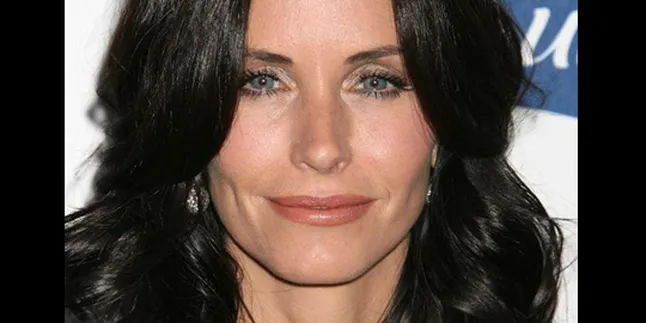 Courteney Cox - David Arquette Putuskan Berpisah