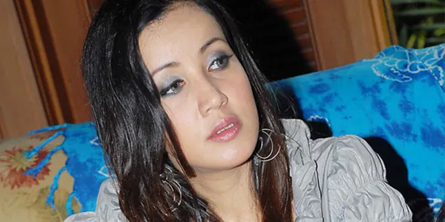 Andi Soraya Selalu Berbagi Dengan 10 Teman Satu Sel